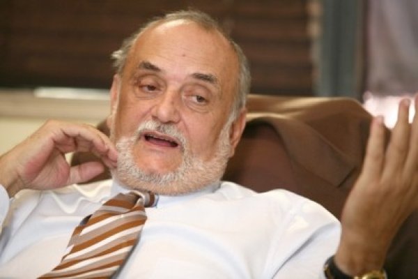 Patriciu, vânat de bănci pentru o datorie de 10 mil. de euro